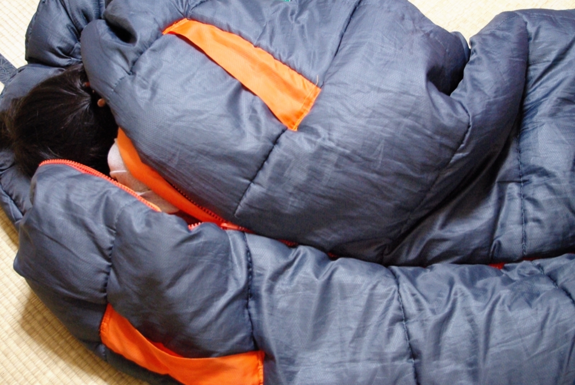 冬キャンプや車中泊におすすめのコスパ重視冬用シュラフ(寝袋 